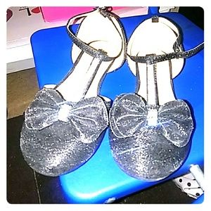 BNWOT Cutie little girl shoes